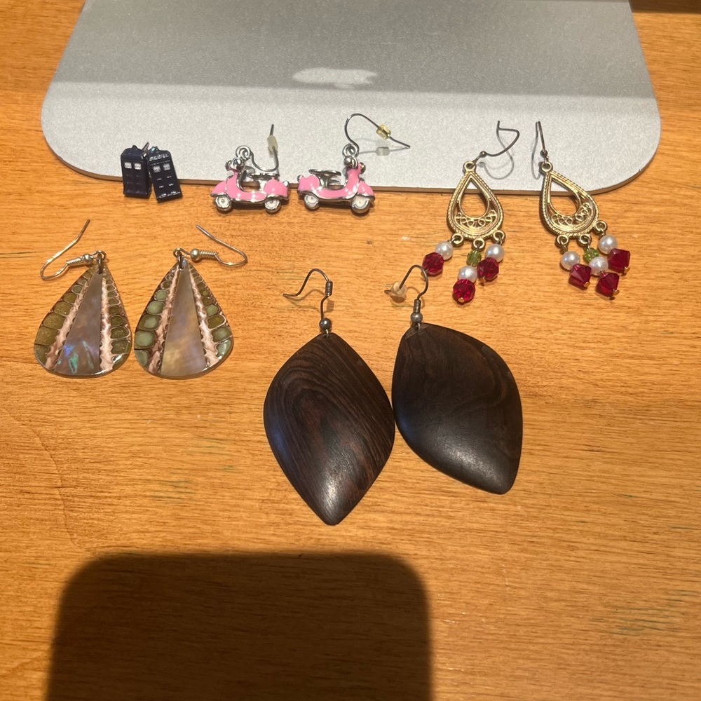 Earring Bundle - Picture 2 of 12